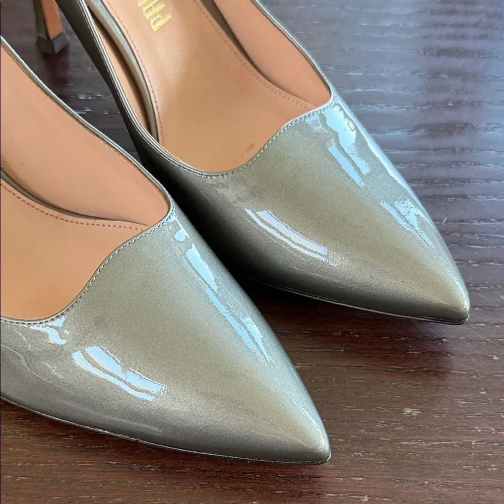 Chic Gray Patent Leather Heels
